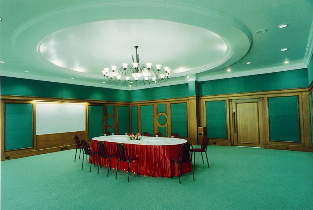 Hotel Express Residency-Jāmnagar Zewnętrze zdjęcie